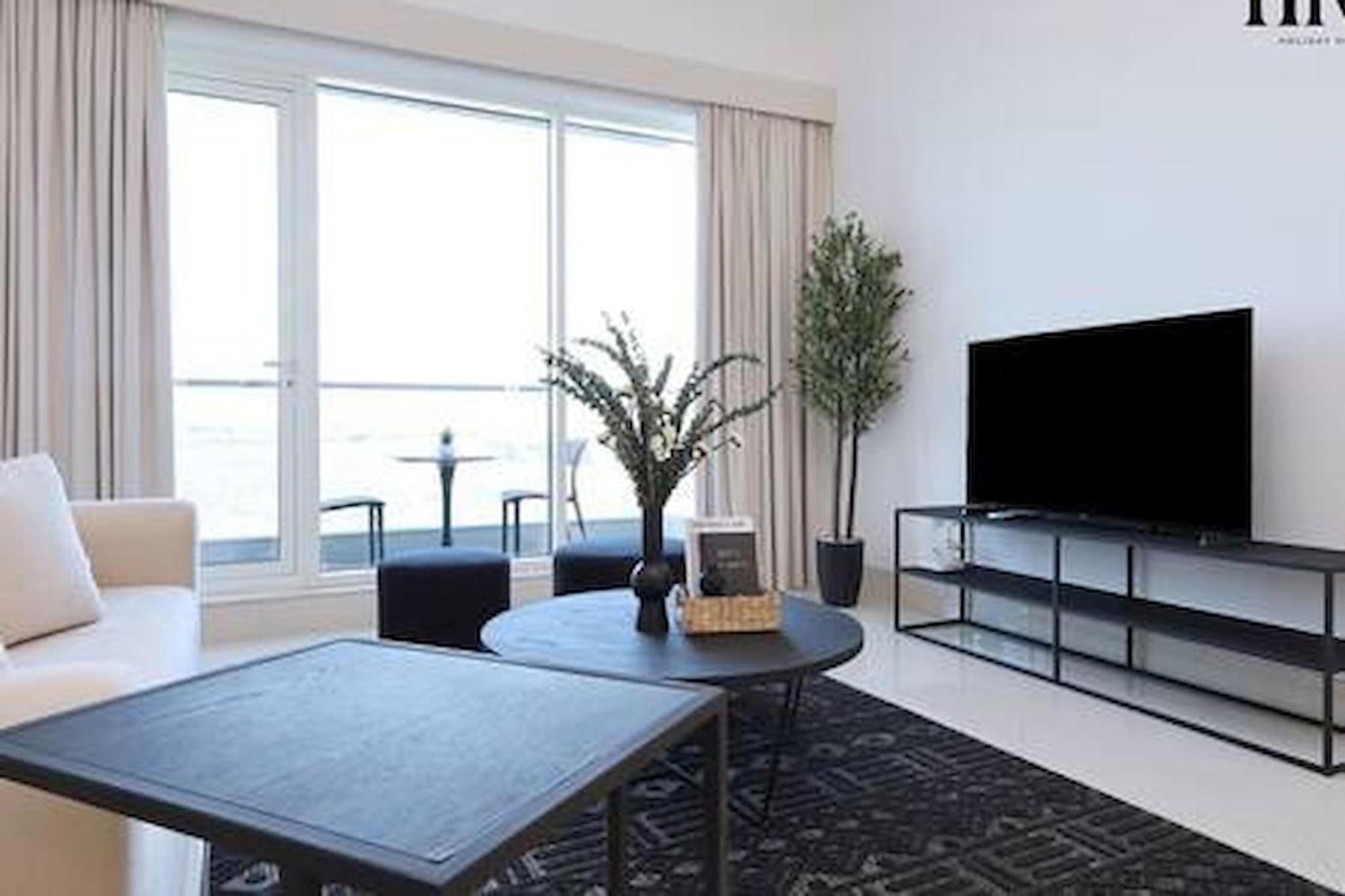 Apartment Gorgeous 2 Bed In Al Warqa *